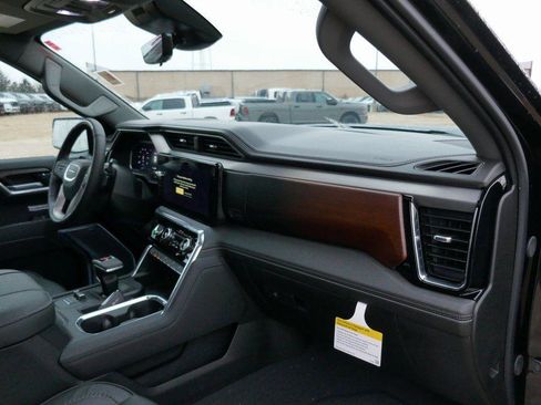 New 2026 GMC Sierra 1500 Denali AWD/4WD image 11