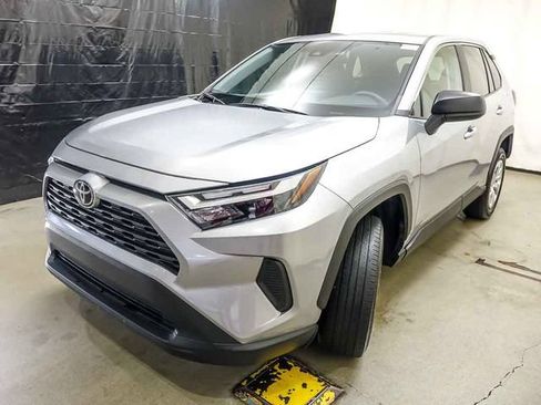 Used 2025 Toyota RAV4 LE FWD image 4