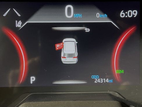 Used 2023 Toyota RAV4 XLE Premium image 22