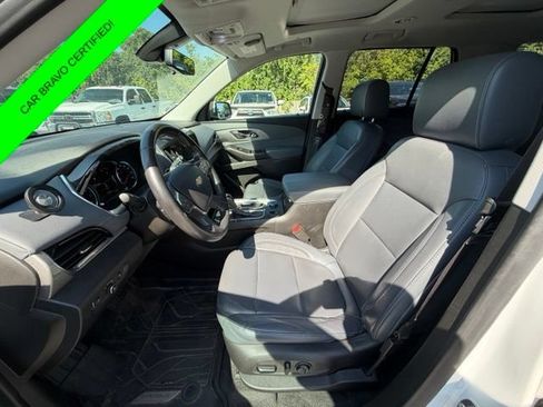 Certified 2019 Chevrolet Traverse LT w/ LT Premium Package AWD/4WD image 12