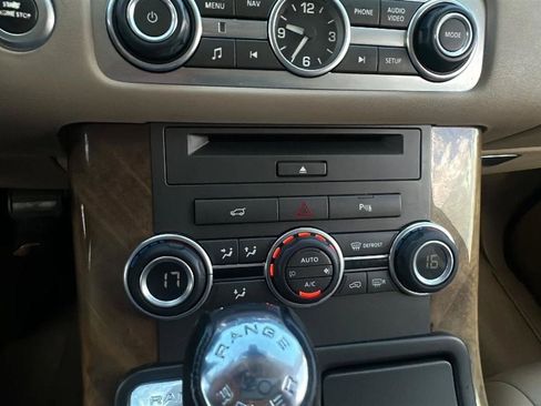 Used 2012 Land Rover Range Rover Sport HSE AWD/4WD image 46