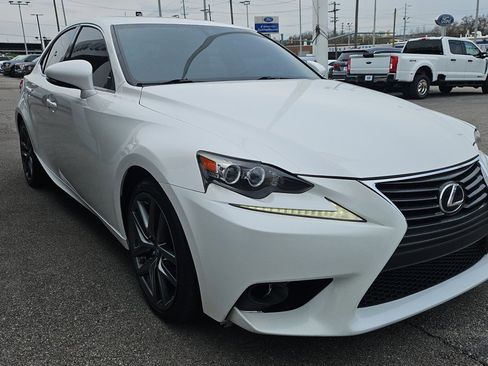 Used 2015 Lexus IS 250 w/ Navigation System Package image 6