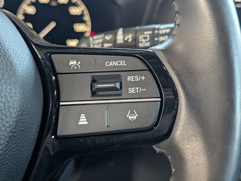 Used 2025 Honda HR-V EX-L image 19