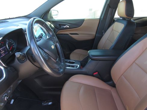 Used 2020 Chevrolet Equinox Premier image 16