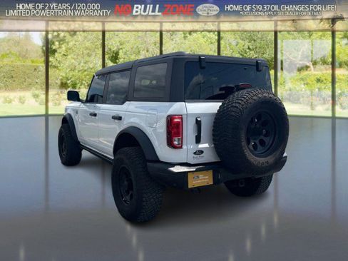 Certified 2023 Ford Bronco Black Diamond w/ Sasquatch Package AWD/4WD image 3