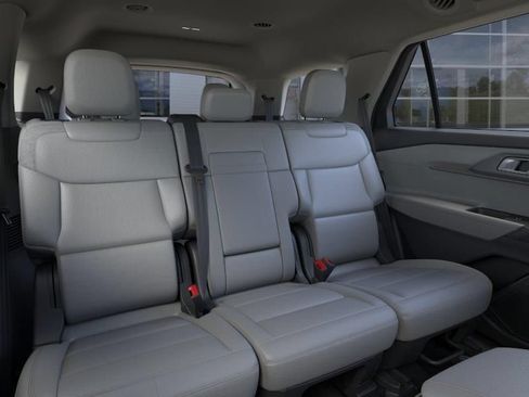New 2026 Ford Explorer Active w/ Active Comfort Package RWD image 11
