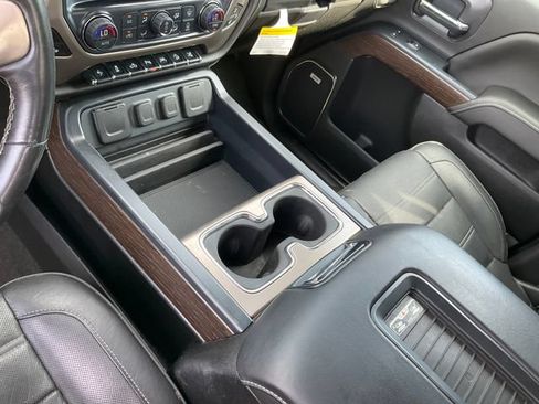 Used 2018 GMC Sierra 1500 Denali w/ Denali Ultimate Package AWD/4WD image 17