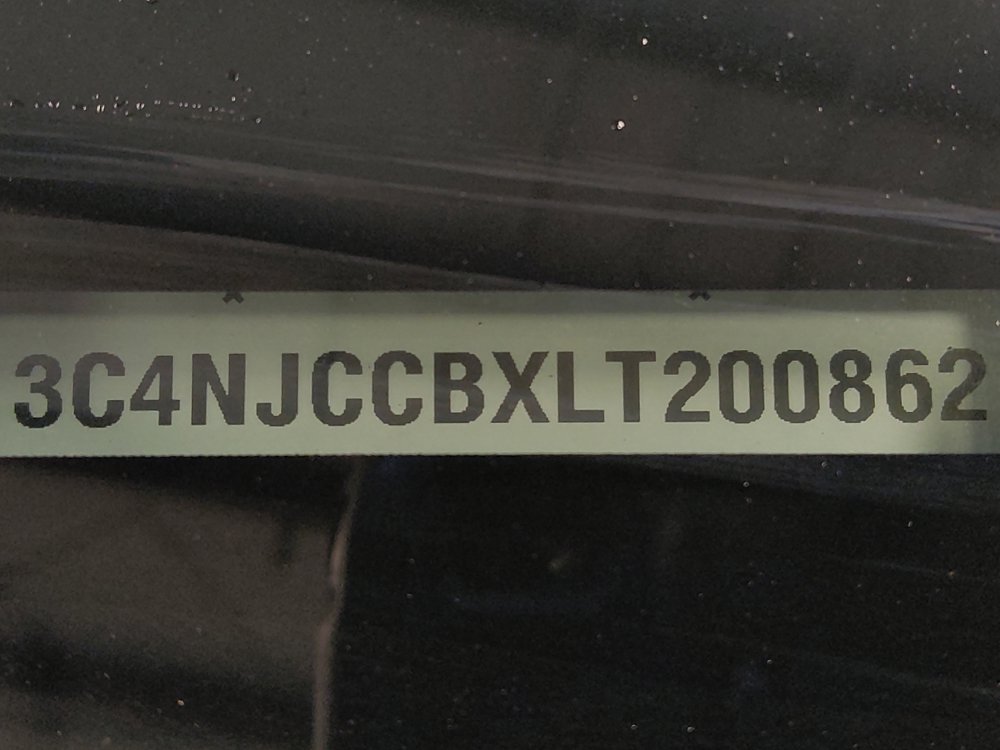 Used 2020 Jeep Compass Limited FWD image 33