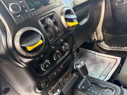 Used 2011 Jeep Wrangler Sport AWD/4WD image 21