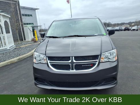 Used 2017 Dodge Grand Caravan SE w/ Power Window Group FWD image 9