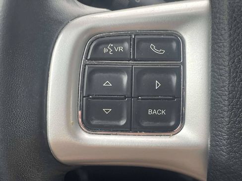 Used 2018 Dodge Journey SXT w/ Connectivity Group FWD image 24