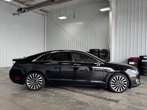 Used 2018 Lincoln MKZ Black Label w/ Technology Package AWD/4WD image 2