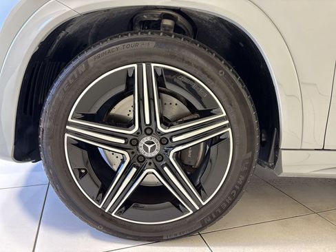 Used 2025 Mercedes-Benz GLE 450 4MATIC Coupe image 9