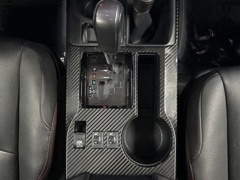 Used 2020 Toyota 4Runner Venture image 25