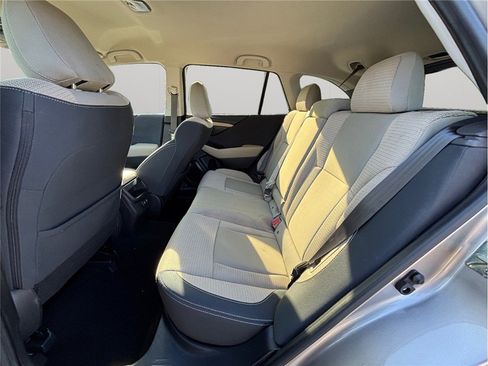 Used 2020 Subaru Outback Premium image 32