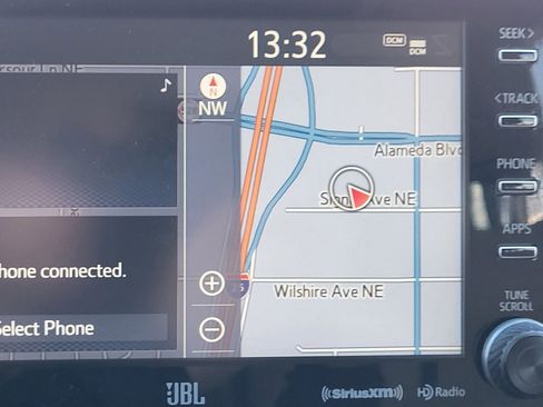 Used 2019 Toyota RAV4 Limited image 29