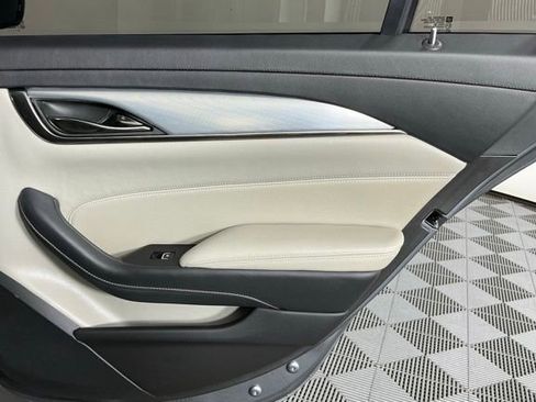 Used 2019 Cadillac CTS Luxury RWD image 25