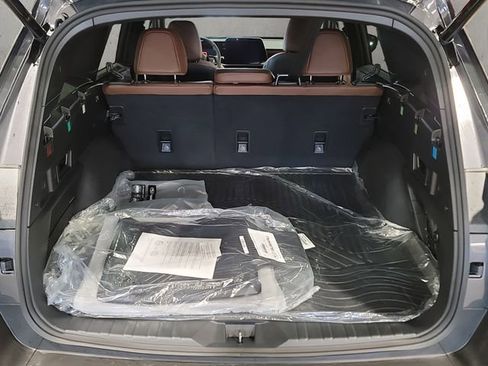 New 2026 Subaru Outback Touring XT image 7