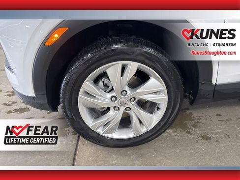 Used 2025 Buick Encore GX Preferred image 16