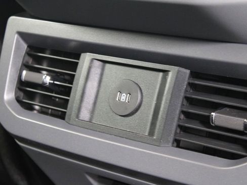 New 2026 Ford F250 XLT w/ XLT Premium Package image 35