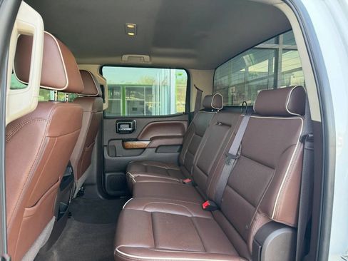 Used 2016 Chevrolet Silverado 2500 High Country w/ Duramax Plus Package image 10