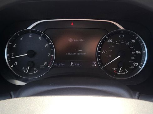 Used 2022 Nissan Frontier SV AWD/4WD image 33