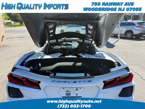 Used 2024 Chevrolet Corvette Stingray Coupe w/ 1LT RWD image 32