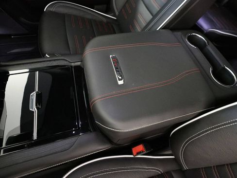 Used 2025 GMC Yukon AT4 Ultimate w/ LPO, Floor Liner Package AWD/4WD image 38