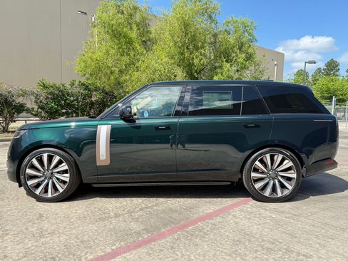 New 2026 Land Rover Range Rover SV AWD/4WD image 26