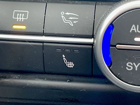 Used 2019 Alfa Romeo Giulia image 22