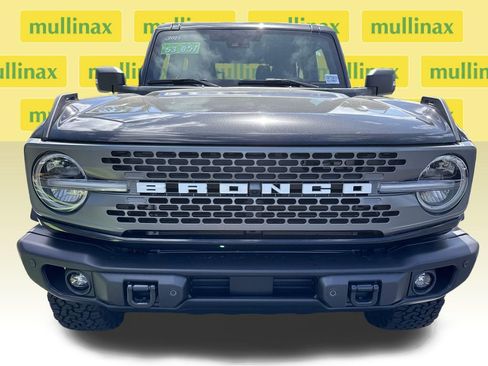 New 2025 Ford Bronco Badlands image 12