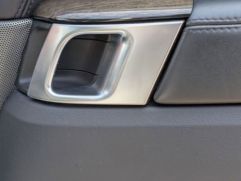 Used 2018 Land Rover Range Rover Sport HSE AWD/4WD image 37