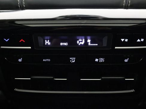 Used 2024 Acura MDX SH-AWD w/ Advance Package image 52