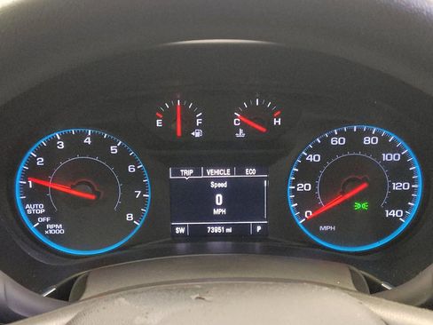 Used 2018 Chevrolet Equinox LT image 23