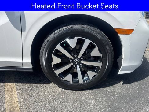 Certified 2025 Honda Odyssey EX-L image 16