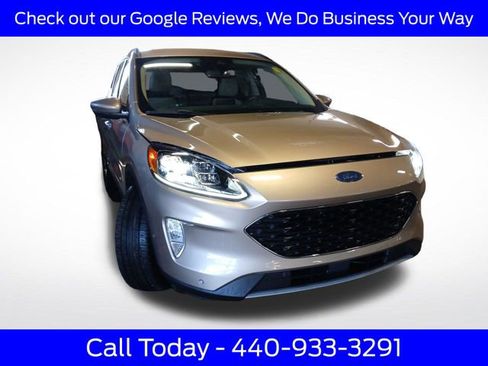 Certified 2020 Ford Escape Titanium AWD/4WD image 14