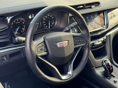 Certified 2025 Cadillac XT6 Premium Luxury image 20