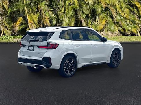 Used 2026 BMW X1 xDrive28i w/ Technology Package AWD/4WD image 3