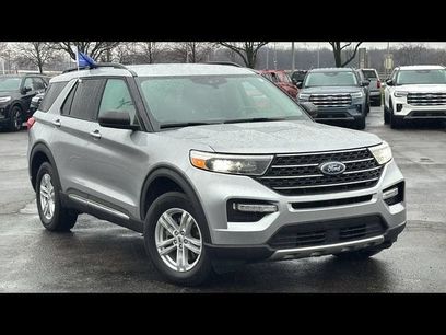 Certified 2023 Ford Explorer XLT w/ Equipment Group 202A