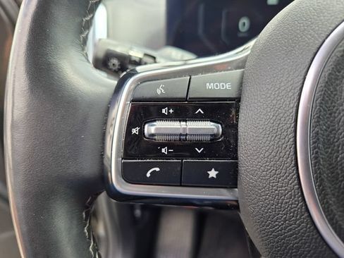 Used 2025 Kia Sorento SX Prestige AWD/4WD image 16