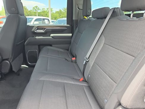 Used 2025 Chevrolet Silverado 2500 LT w/ Convenience Package AWD/4WD image 29