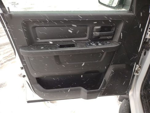 Used 2017 RAM 2500 Tradesman w/ Popular Equipment Group image 10