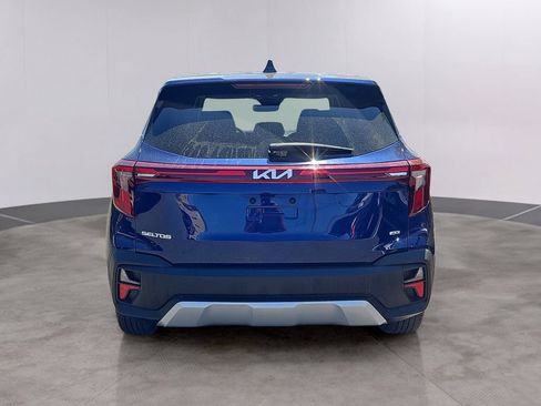 Certified 2025 Kia Seltos LX AWD/4WD image 5