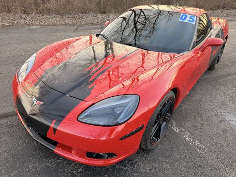 Used 2005 Chevrolet Corvette Coupe w/ Preferred Equipment Group image 7