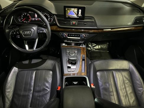 Used 2019 Audi Q5 2.0T Premium w/ Convenience Package image 12
