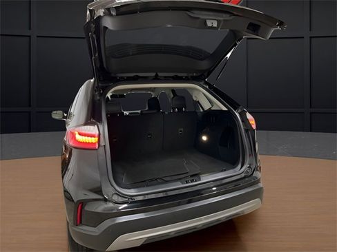 Used 2024 Ford Edge SEL image 28