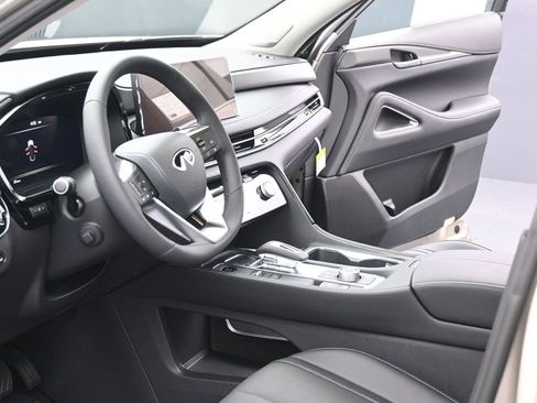 New 2026 INFINITI QX60 Luxe w/ Cargo Package image 7