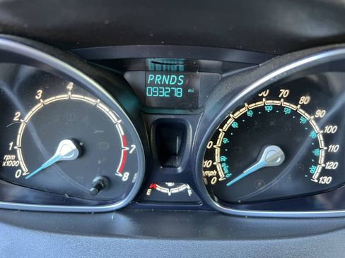 Used 2014 Ford Fiesta Titanium FWD image 15