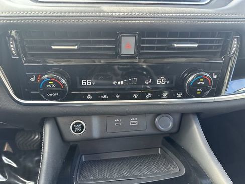 Certified 2023 Nissan Rogue SL image 18