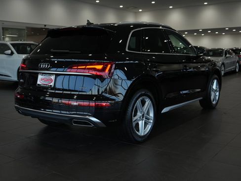 Used 2024 Audi Q5 e Premium Plus image 15